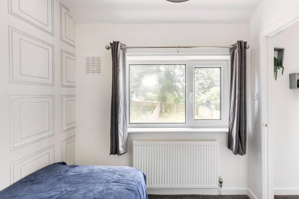 Rishton Entire Charming 5-Bed House In Darwen Blackburn Bb1 Free Parking Roadside מראה חיצוני תמונה
